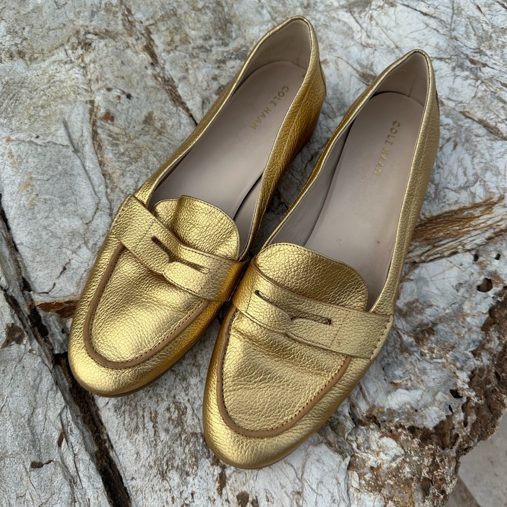 Cole Haan gold Loafer 10B